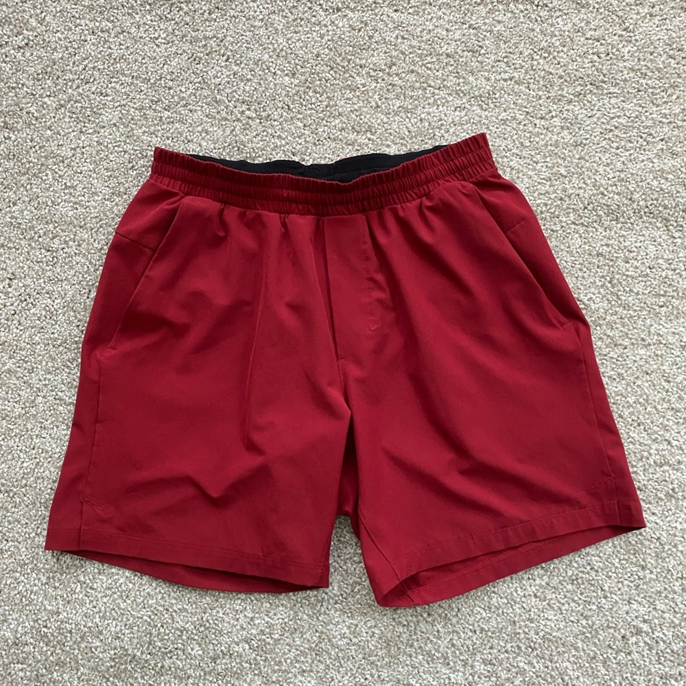 Lululemon Channel Cross 7”